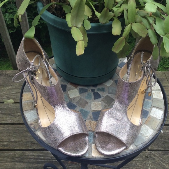 kate spade Shoes - EUC Kate Spade Gold Metallic  Leather Summer Heels